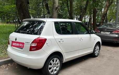 Skoda Fabia II, 2013 год, 600 000 рублей, 4 фотография