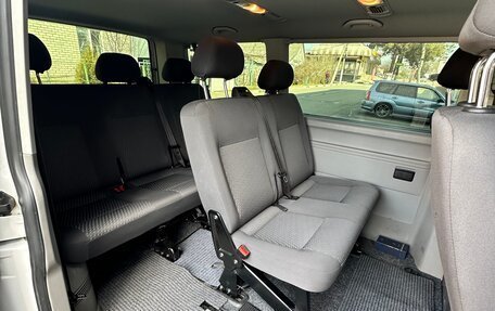 Volkswagen Caravelle T5, 2012 год, 2 650 000 рублей, 9 фотография