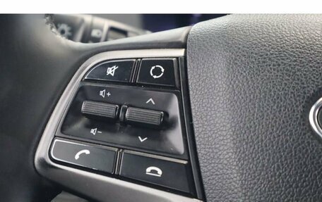 Hyundai Solaris II рестайлинг, 2017 год, 1 094 000 рублей, 10 фотография