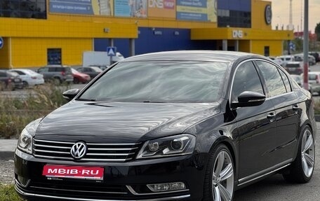 Volkswagen Passat B7, 2011 год, 1 350 000 рублей, 1 фотография