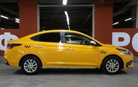 Hyundai Solaris II рестайлинг, 2019 год, 798 000 рублей, 4 фотография