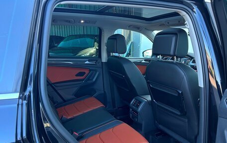 Volkswagen Tiguan II, 2017 год, 2 846 400 рублей, 10 фотография