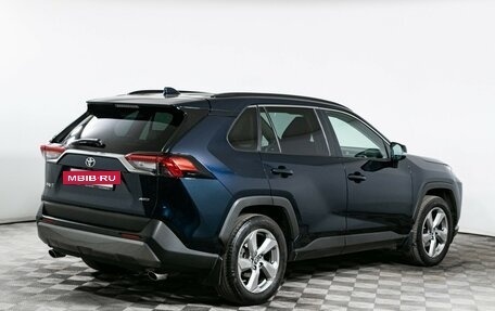 Toyota RAV4, 2019 год, 3 100 000 рублей, 5 фотография