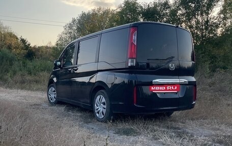 Honda Stepwgn IV, 2015 год, 1 499 000 рублей, 2 фотография