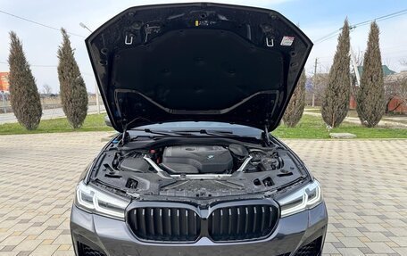 BMW 5 серия, 2021 год, 3 750 000 рублей, 3 фотография