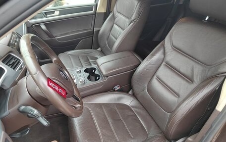 Volkswagen Touareg III, 2013 год, 2 210 000 рублей, 8 фотография