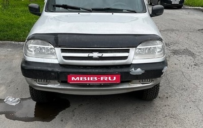 Chevrolet Niva I рестайлинг, 2004 год, 400 000 рублей, 1 фотография