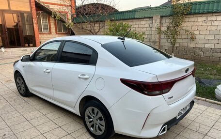 KIA Rio IV, 2021 год, 1 090 000 рублей, 4 фотография