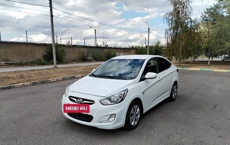 Hyundai Solaris II рестайлинг, 2013 год, 699 000 рублей, 4 фотография