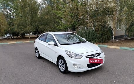 Hyundai Solaris II рестайлинг, 2013 год, 699 000 рублей, 3 фотография