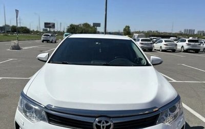 Toyota Camry, 2015 год, 2 100 000 рублей, 1 фотография