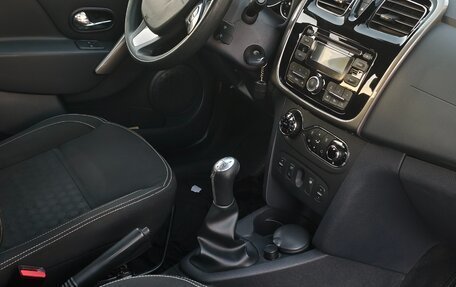Renault Sandero II рестайлинг, 2014 год, 930 000 рублей, 16 фотография