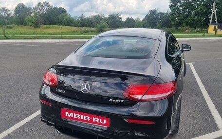 Mercedes-Benz C-Класс, 2018 год, 2 950 000 рублей, 23 фотография