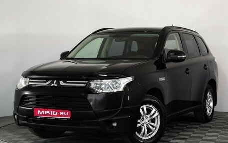 Mitsubishi Outlander III рестайлинг 3, 2013 год, 1 099 000 рублей, 1 фотография