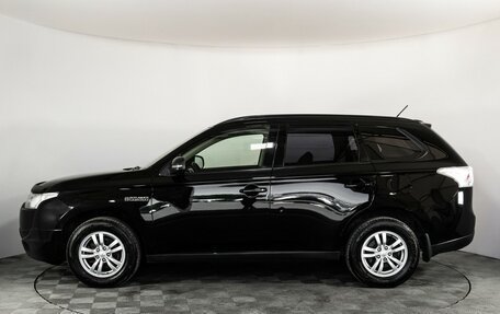 Mitsubishi Outlander III рестайлинг 3, 2013 год, 1 099 000 рублей, 8 фотография