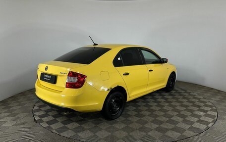 Skoda Rapid I, 2017 год, 550 000 рублей, 6 фотография