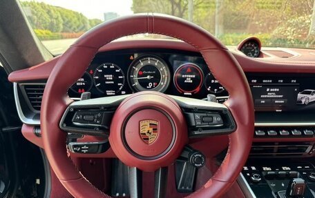 Porsche 911, 2022 год, 19 800 000 рублей, 8 фотография