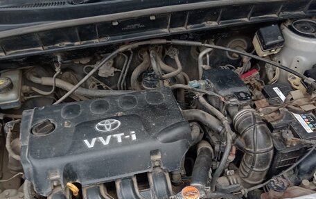 Toyota FunCargo, 2003 год, 550 000 рублей, 4 фотография