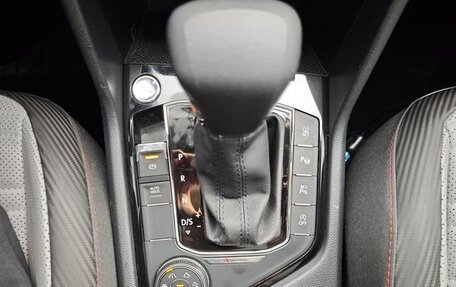 Volkswagen Tiguan II, 2021 год, 2 815 000 рублей, 11 фотография