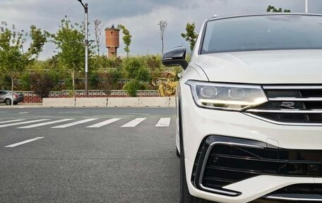 Volkswagen Tiguan II, 2021 год, 2 815 000 рублей, 5 фотография