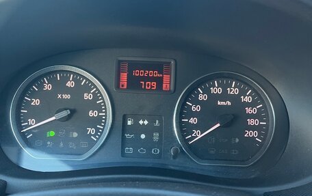 Renault Sandero I, 2014 год, 680 000 рублей, 2 фотография