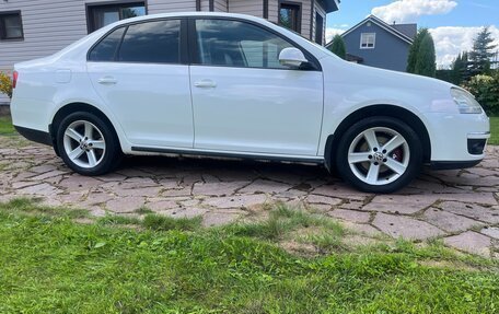 Volkswagen Jetta VI, 2008 год, 620 000 рублей, 3 фотография