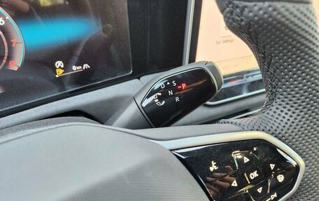 Volkswagen Tiguan, 2025 год, 5 040 000 рублей, 16 фотография