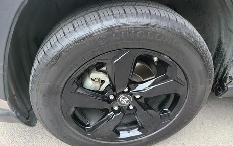 Toyota RAV4, 2020 год, 2 470 000 рублей, 12 фотография