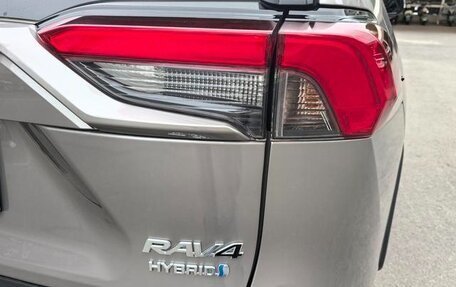 Toyota RAV4, 2020 год, 2 470 000 рублей, 8 фотография