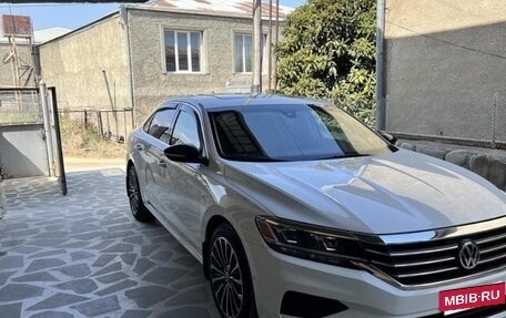 Volkswagen Passat B8 рестайлинг, 2021 год, 2 250 000 рублей, 5 фотография