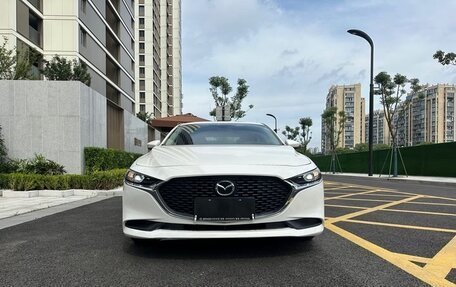 Mazda 3, 2021 год, 1 600 000 рублей, 2 фотография