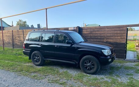 Toyota Land Cruiser 100 рестайлинг 2, 2006 год, 3 000 000 рублей, 2 фотография