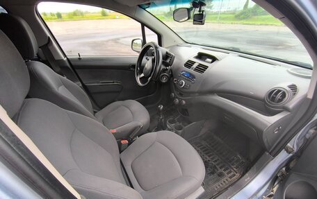 Chevrolet Spark III, 2011 год, 400 000 рублей, 10 фотография
