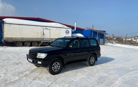Toyota Land Cruiser 100 рестайлинг 2, 2006 год, 3 000 000 рублей, 5 фотография