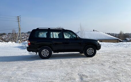 Toyota Land Cruiser 100 рестайлинг 2, 2006 год, 3 000 000 рублей, 9 фотография