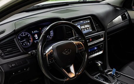 Hyundai Sonata VII, 2019 год, 2 000 000 рублей, 15 фотография