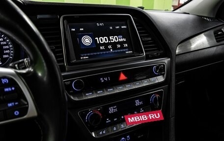 Hyundai Sonata VII, 2019 год, 2 000 000 рублей, 21 фотография