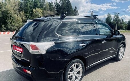 Mitsubishi Outlander III рестайлинг 3, 2013 год, 980 000 рублей, 5 фотография