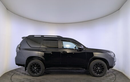 Toyota Land Cruiser Prado 150 рестайлинг 2, 2021 год, 6 783 000 рублей, 4 фотография