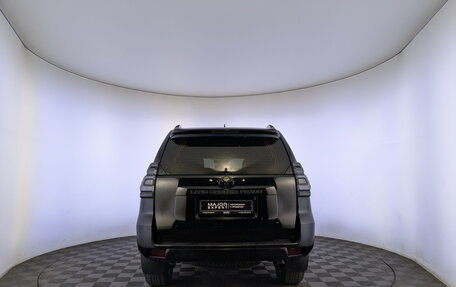 Toyota Land Cruiser Prado 150 рестайлинг 2, 2021 год, 6 783 000 рублей, 6 фотография