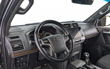 Toyota Land Cruiser Prado 150 рестайлинг 2, 2021 год, 6 783 000 рублей, 18 фотография