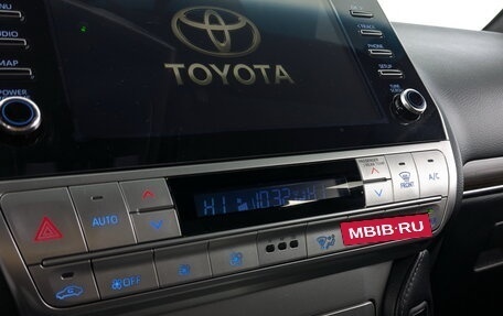 Toyota Land Cruiser Prado 150 рестайлинг 2, 2021 год, 6 783 000 рублей, 14 фотография