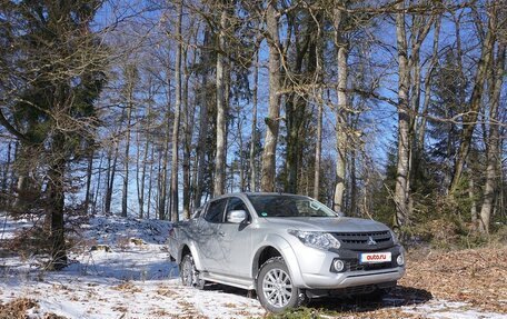 Mitsubishi L200 IV рестайлинг, 2018 год, 1 800 000 рублей, 3 фотография