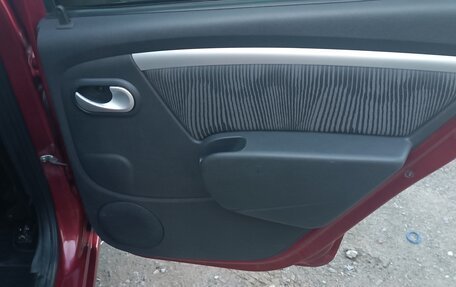 Renault Sandero I, 2012 год, 550 000 рублей, 16 фотография