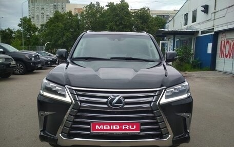 Lexus LX III, 2016 год, 6 000 000 рублей, 1 фотография