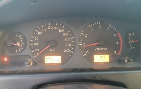 Toyota Avensis III рестайлинг, 1998 год, 210 000 рублей, 6 фотография