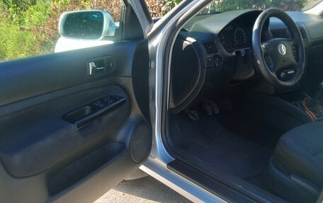 Volkswagen Golf IV, 2001 год, 399 999 рублей, 12 фотография