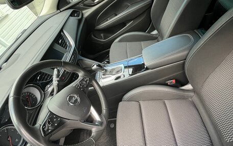 Opel Insignia II рестайлинг, 2020 год, 1 860 000 рублей, 7 фотография