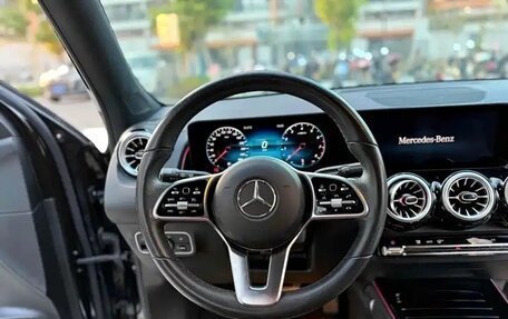 Mercedes-Benz GLB, 2022 год, 2 413 133 рублей, 12 фотография