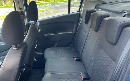 Renault Logan II, 2017 год, 770 000 рублей, 13 фотография